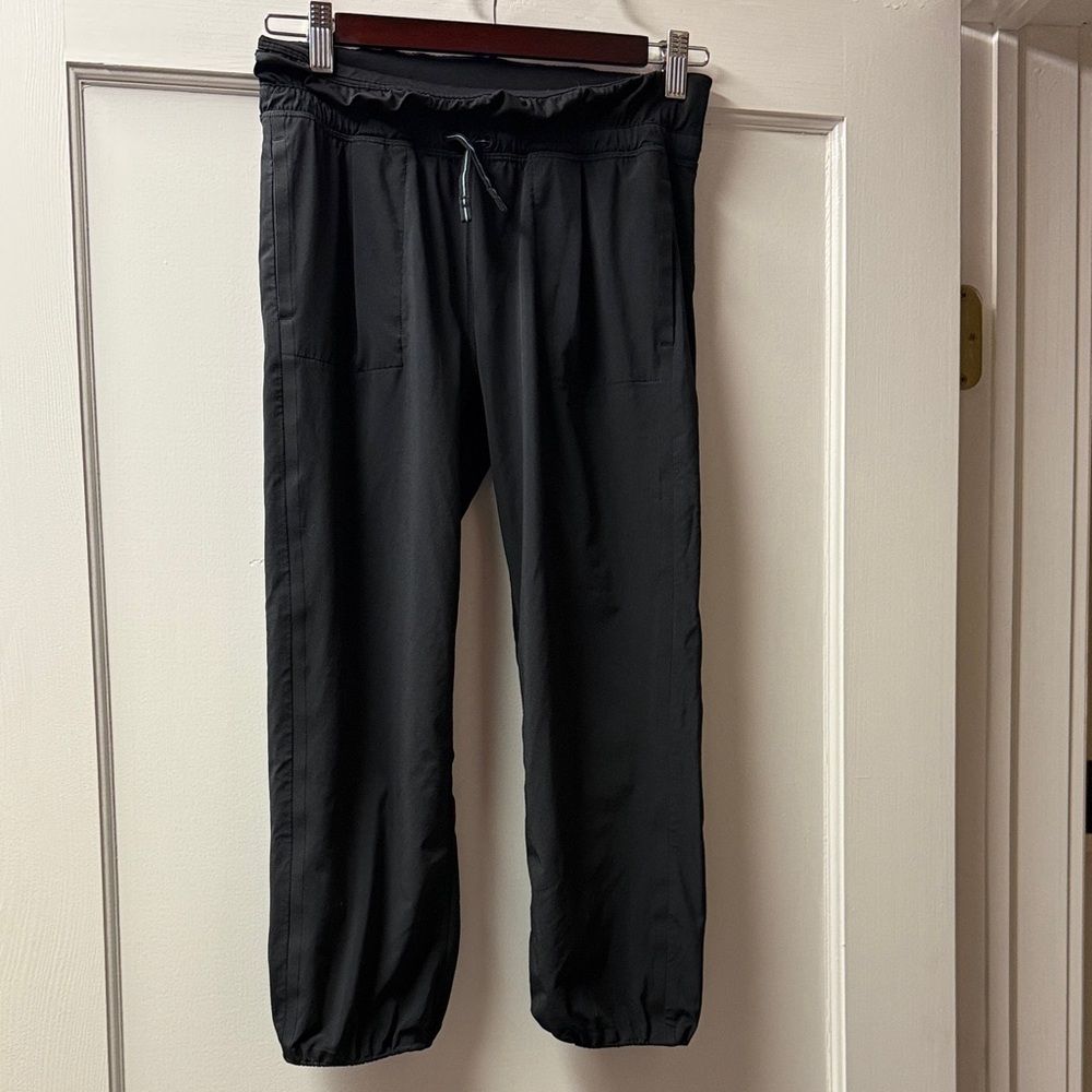 Ivivva Girls Black Drawstring Jogger Pants